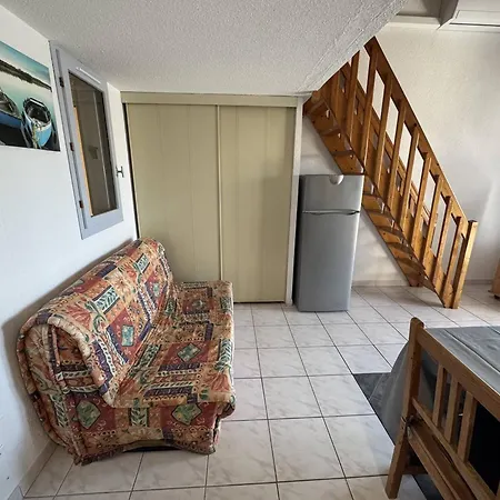 T2 Mezzanine Pres De La Avec Parking Au Cap D'agde - Fr-1-749-99 Apartment Agde